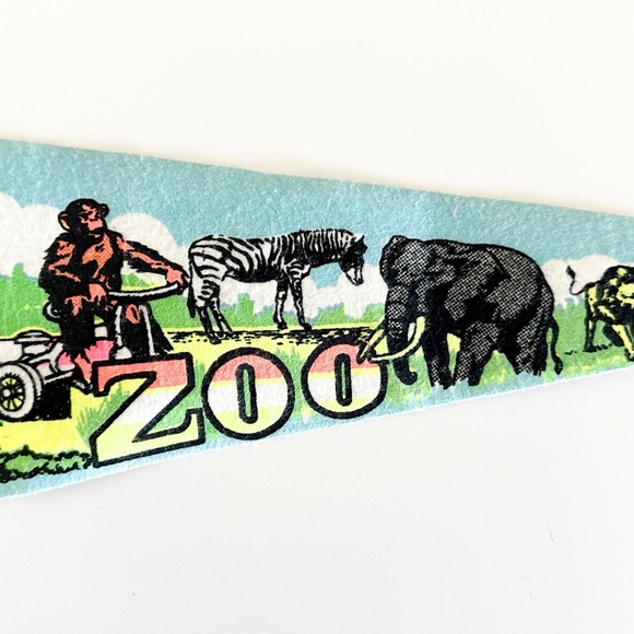San Diego Zoo 1980s Souvenir Pennant | Vintage Felt Pennant - Picture 5 of 10